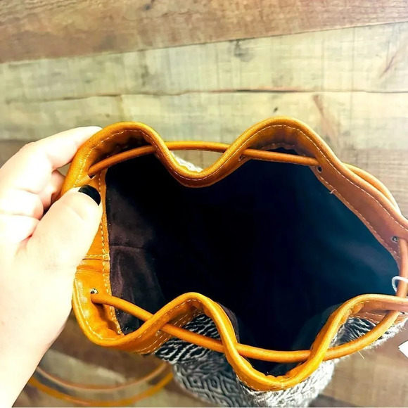 NWOT Vegan Leather Guatemalan Huipil Backpack/Purse - Picture 8 of 8